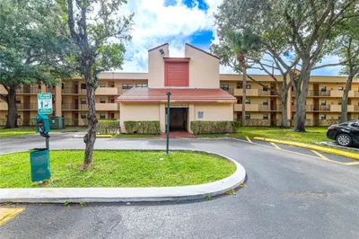 3199 Foxcroft Road #115 1