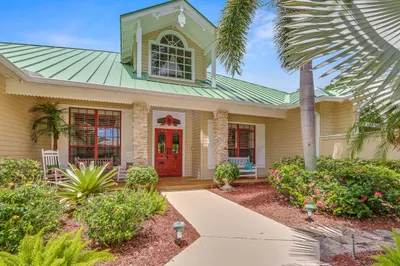 18946 SE Coral Reef Lane 1