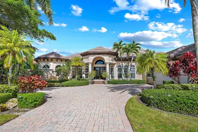 7517 Hawks Landing Drive 1