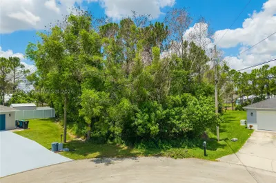 5501 Chapel Ct 1