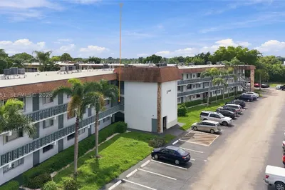 2200 Springdale Blvd #209 1