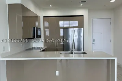 2000 Metropica Way #607 1