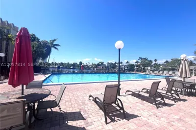 851 Three Islands Blvd #505 1