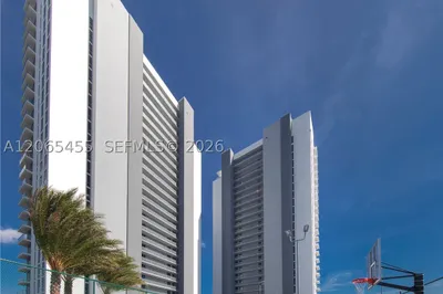 16385 Biscayne Blvd #419 1