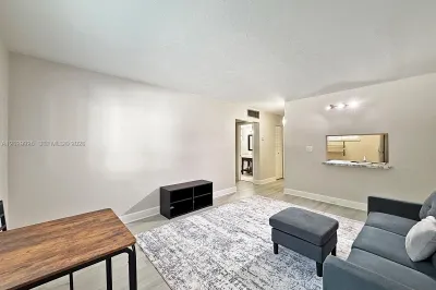 8601 SW 68 CT #5 1