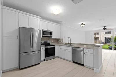 9736 Porta Leona Lane 1