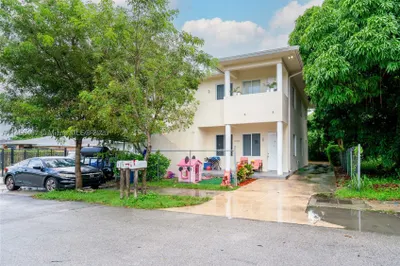 10222 SW 174th Ter 1