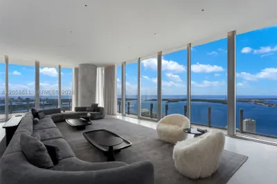 300 Biscayne Boulevard Way #5801C 1