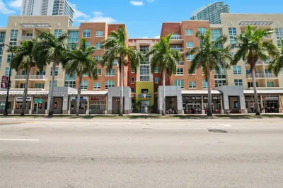 2001 Biscayne Blvd #3405 1