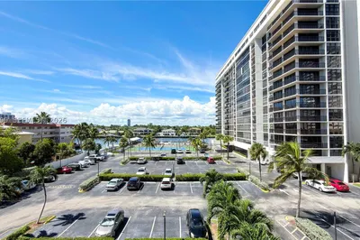 2049 S Ocean Dr #402 1