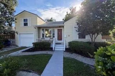 618 N Ocean Breeze 1