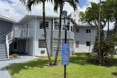 1701 NE Miami Gardens Dr #117 1