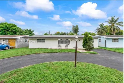 8310 NW 10th St 1