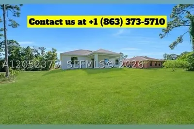 1285 Green Pine Blvd 1