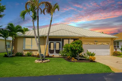 1009 NW Tuscany Drive 1
