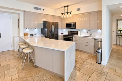 1800 S OCEAN Drive #1210 1