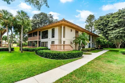 138 Brackenwood Road 1