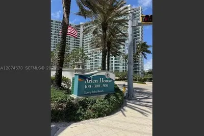 500 Bayview Dr #1231 1