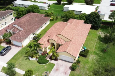 8430 Phoenician Ct 1