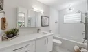957 Circle Rive #D Photo