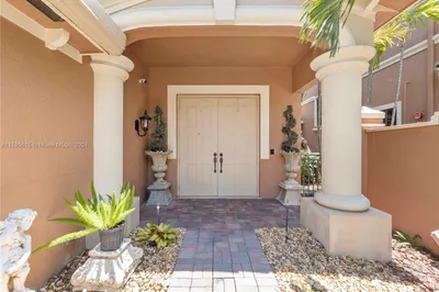 2805 Kinsington Cir #12-3 1