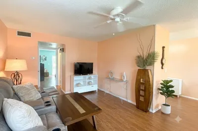 28 PINE ARBOR #105 1