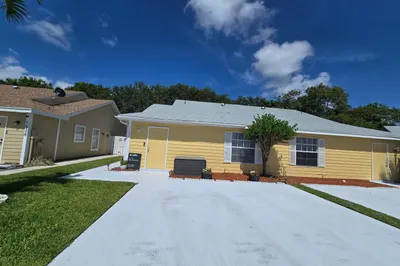 1530 Royal Forest Court 1