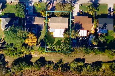 3546 Betty Ann Court E 1