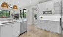 425 NW 12th Street Photo