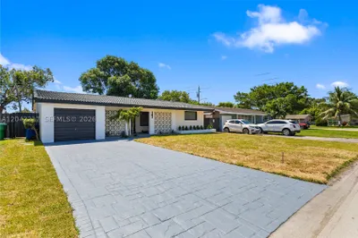 2431 Sabal Palm Dr 1