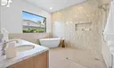 226 NE 11th Street Photo