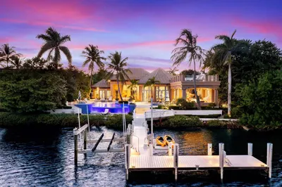 372 Regatta Drive 1