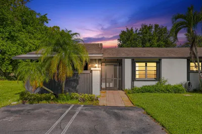 10 Seneca Court 1