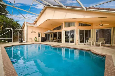 4900 NW 100th Terrace 1