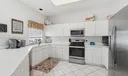 18417 NW 9th Ct Photo