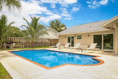 1103 NW 11th Street 1