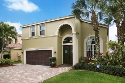 8933 Alexandra Circle 1