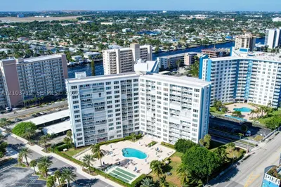 201 N Ocean Blvd #904 1