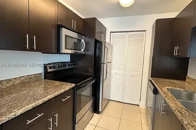 4016 NW 87th Ave #4016 1