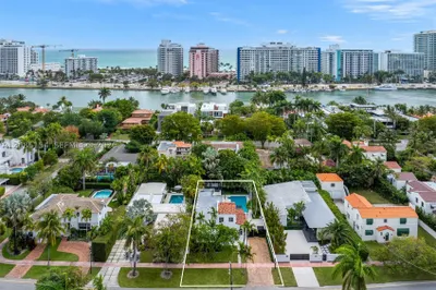 5237 La Gorce Drive 1