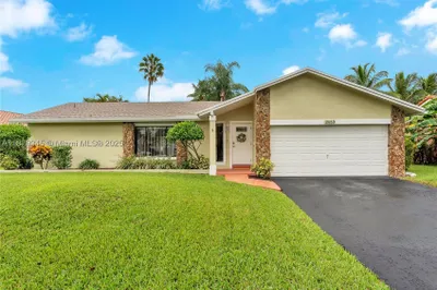2653 NW 98th Ter 1