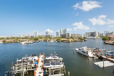 300 Three Islands Blvd #603 1