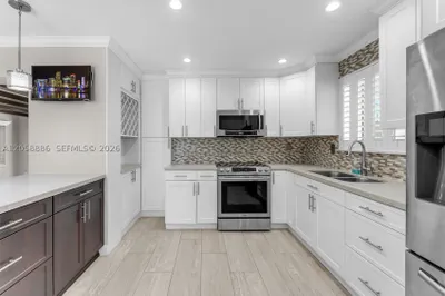 1310 SW 92nd Ave 1