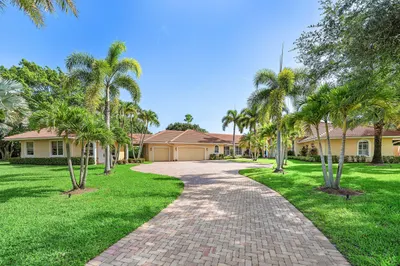 221 Thornton Drive 1