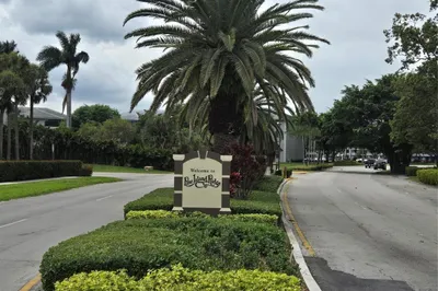Pine Island Ridge Main Entrance