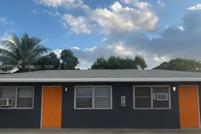 2865 NW 22nd Ave #1 1
