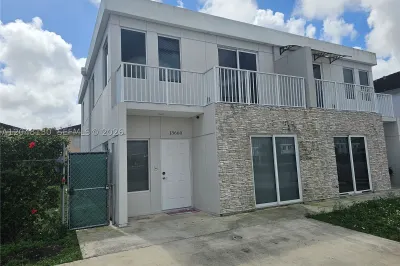 13660 SW 260th St 1