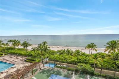 2080 S Ocean Dr #511 1