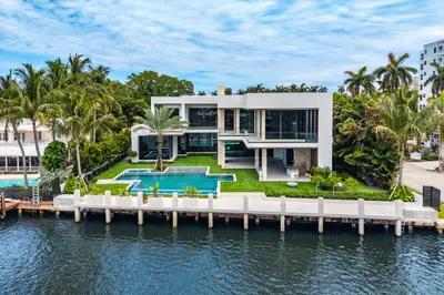 102 Basin Drive 1