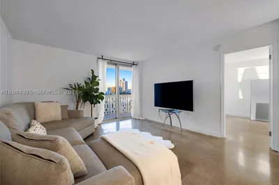 1020 Meridian Ave #816 1